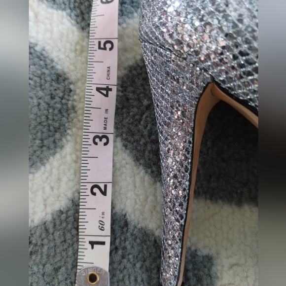 Badgley Mischka Peep Toe Sparkly Glitter Heels - Picture 8 of 9